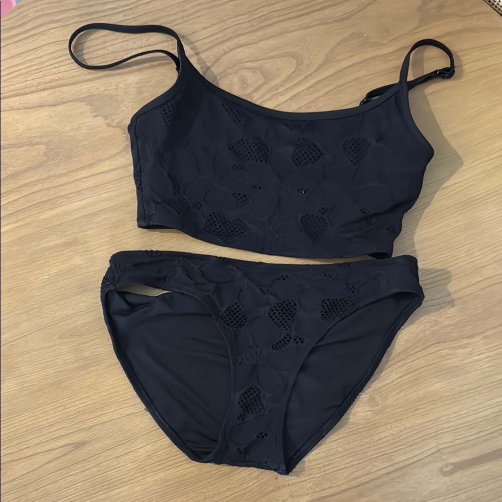 Black Women's Swim Set